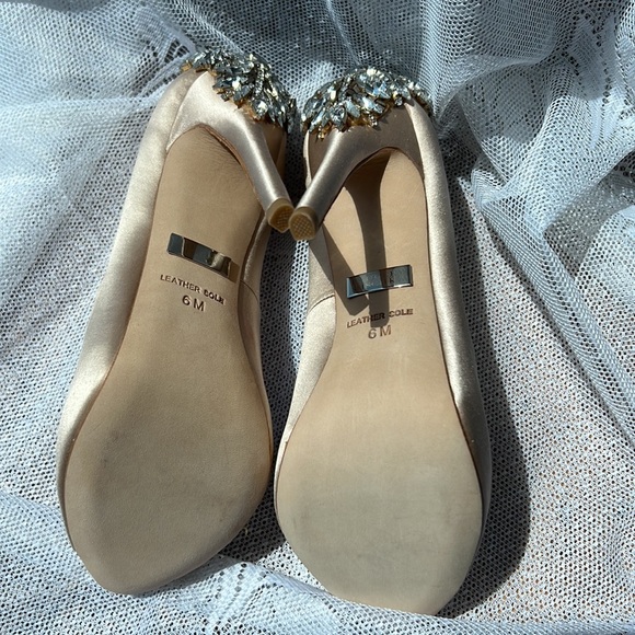 Badgley Mischka Kiara Embellished Peep-toe Pump LATTE - Picture 11 of 16